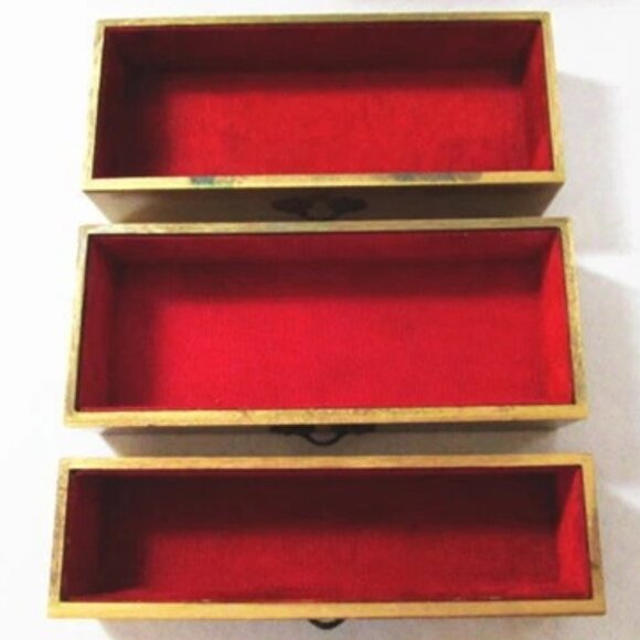 Lovely True Vintage Jewelry Music Box 100% Carved Wood w/ Velvet Drawers 1960s - Picture 10 of 11